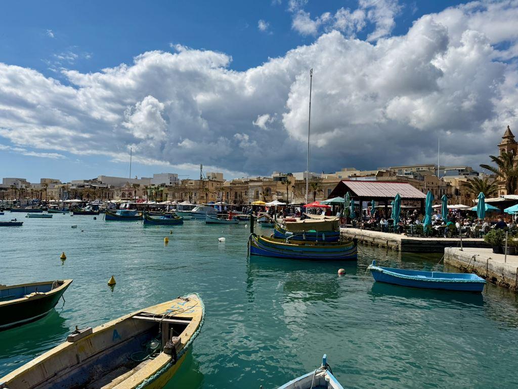 Barevná MALTA – ostrov rytířů, megalitů a azurového moře