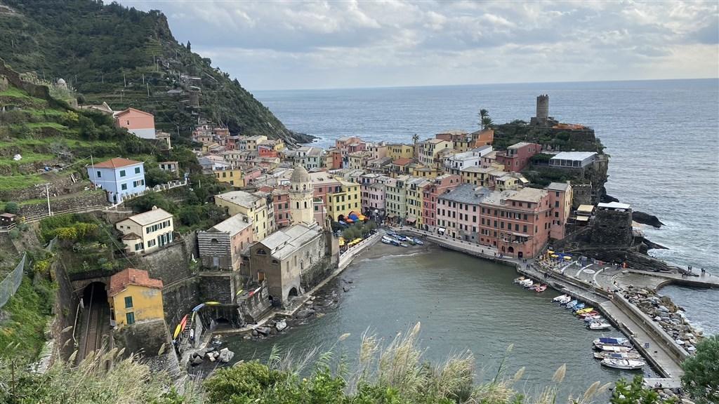 Toskánsko a Cinque Terre - letecky