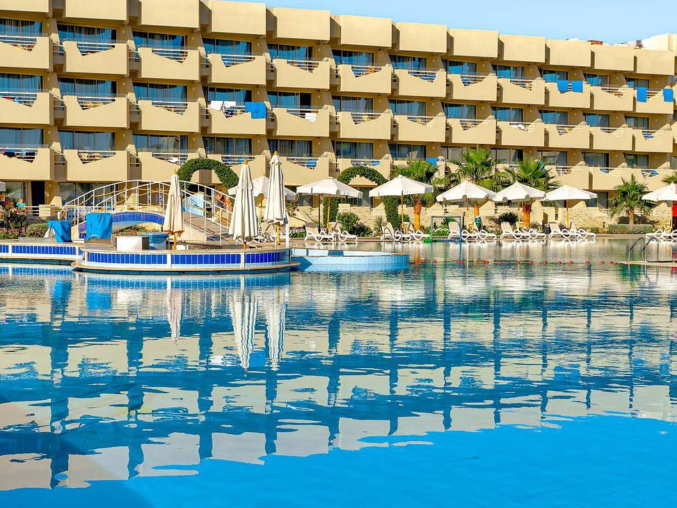 Aqua Mondo Abu Soma Resort