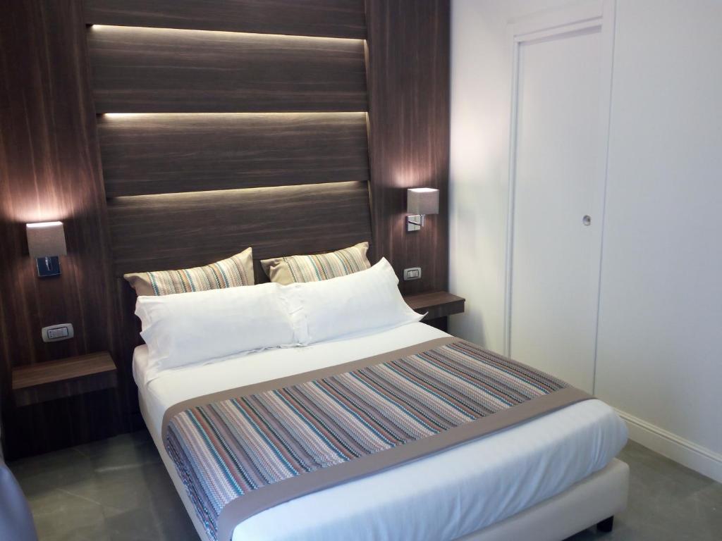 Hotel Palazo Firenze 4* , Neapol