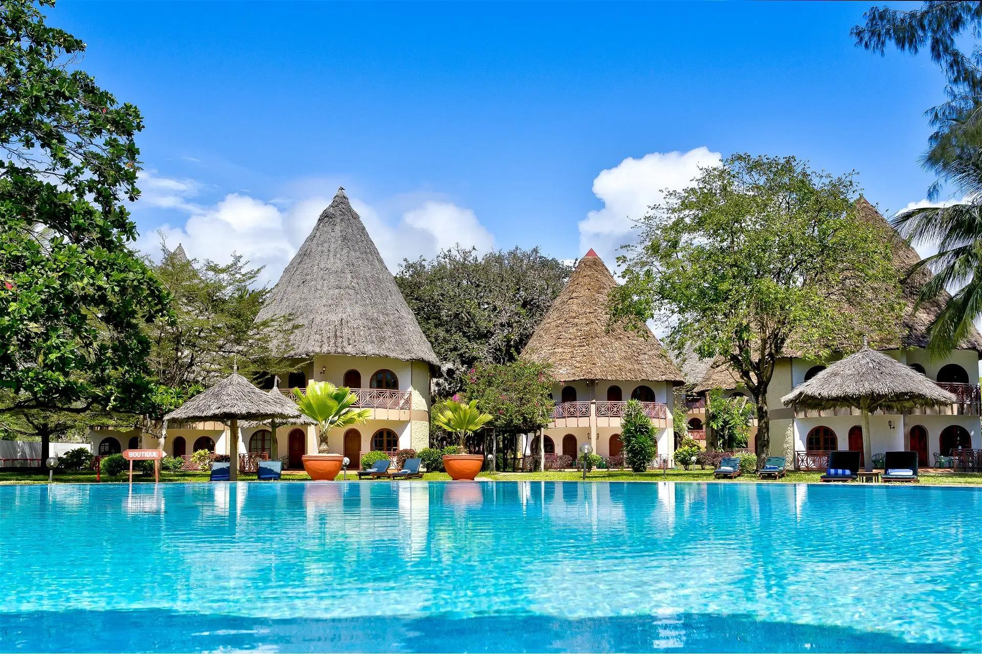 2 Dny Safari Tsavo East + Neptune Paradise