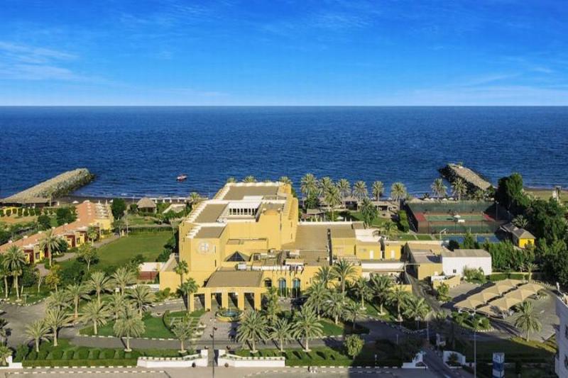 Elite Byblos Hotel   5*(Snídaně) + Fairmont Fujairah Beach Resort 5* (All Inclusive)