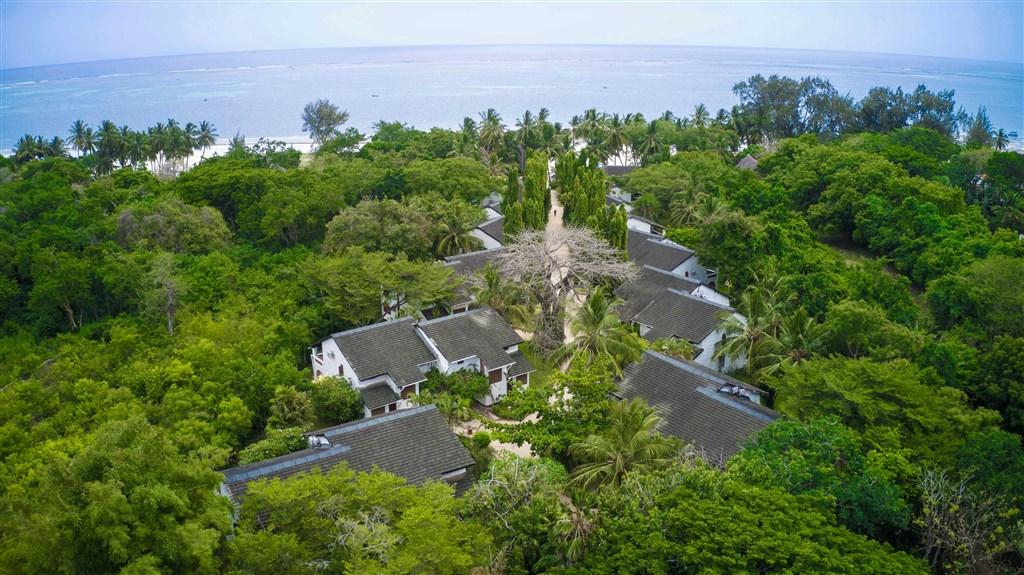 Pinewood Beach Resort & Spa