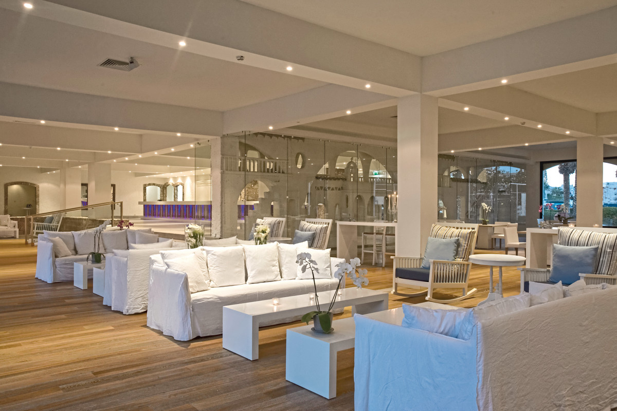 Sandy Beach Hotel