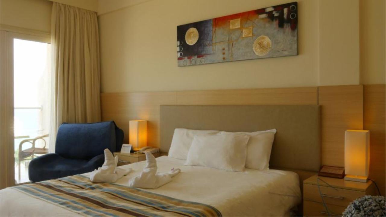 Pernera Beach Hotel