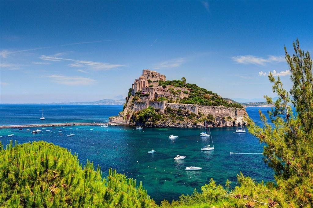 Itálie – Ischia – Smaragdový Ostrov – fotka 8