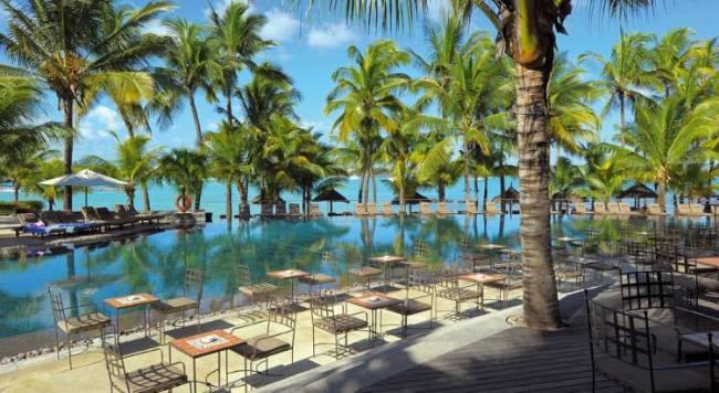 Mauricia Beachcomber Resort & Spa  