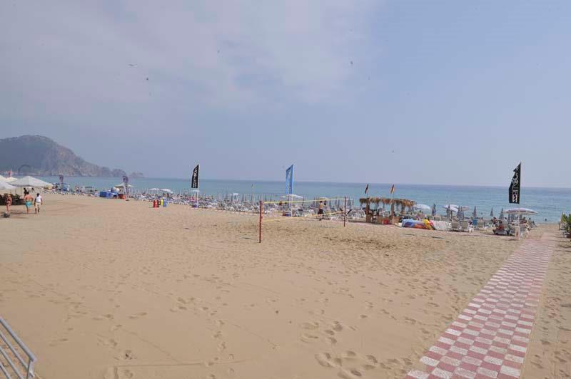 Kleopatra Ada Beach
