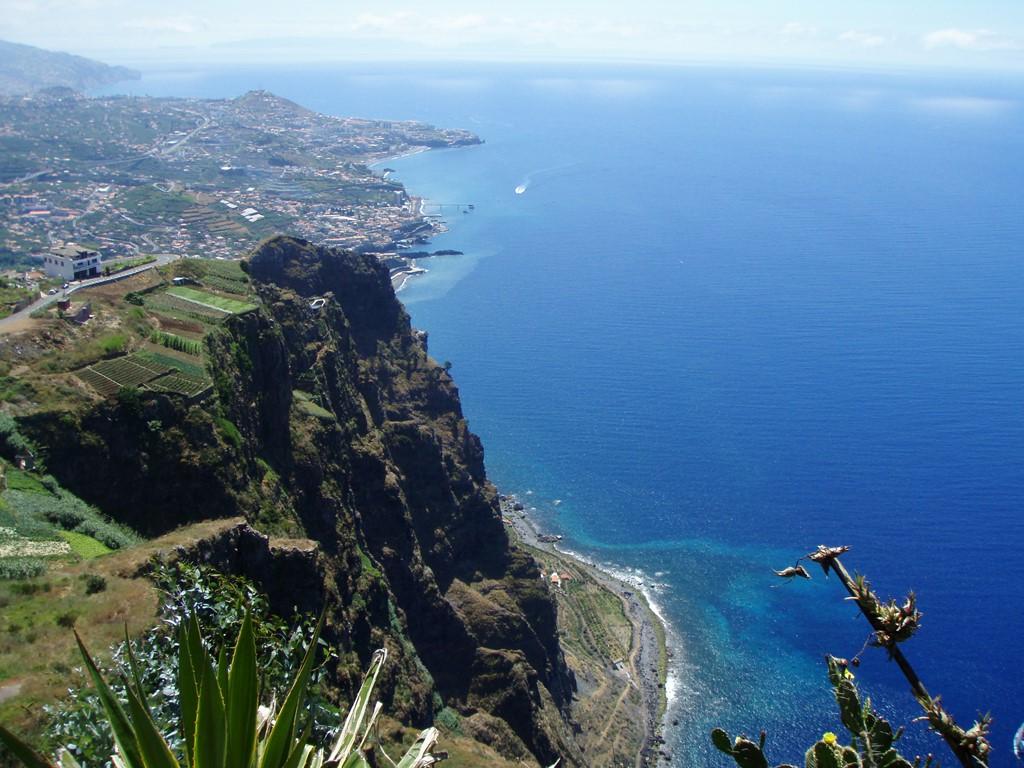 Madeira - poznávání a turistika ostrovem věčného jara (8 dní)