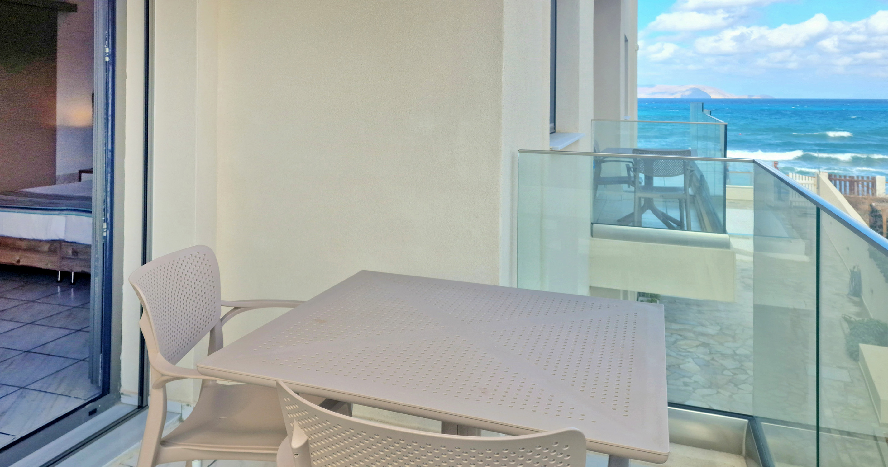 Hotel Almare Beach