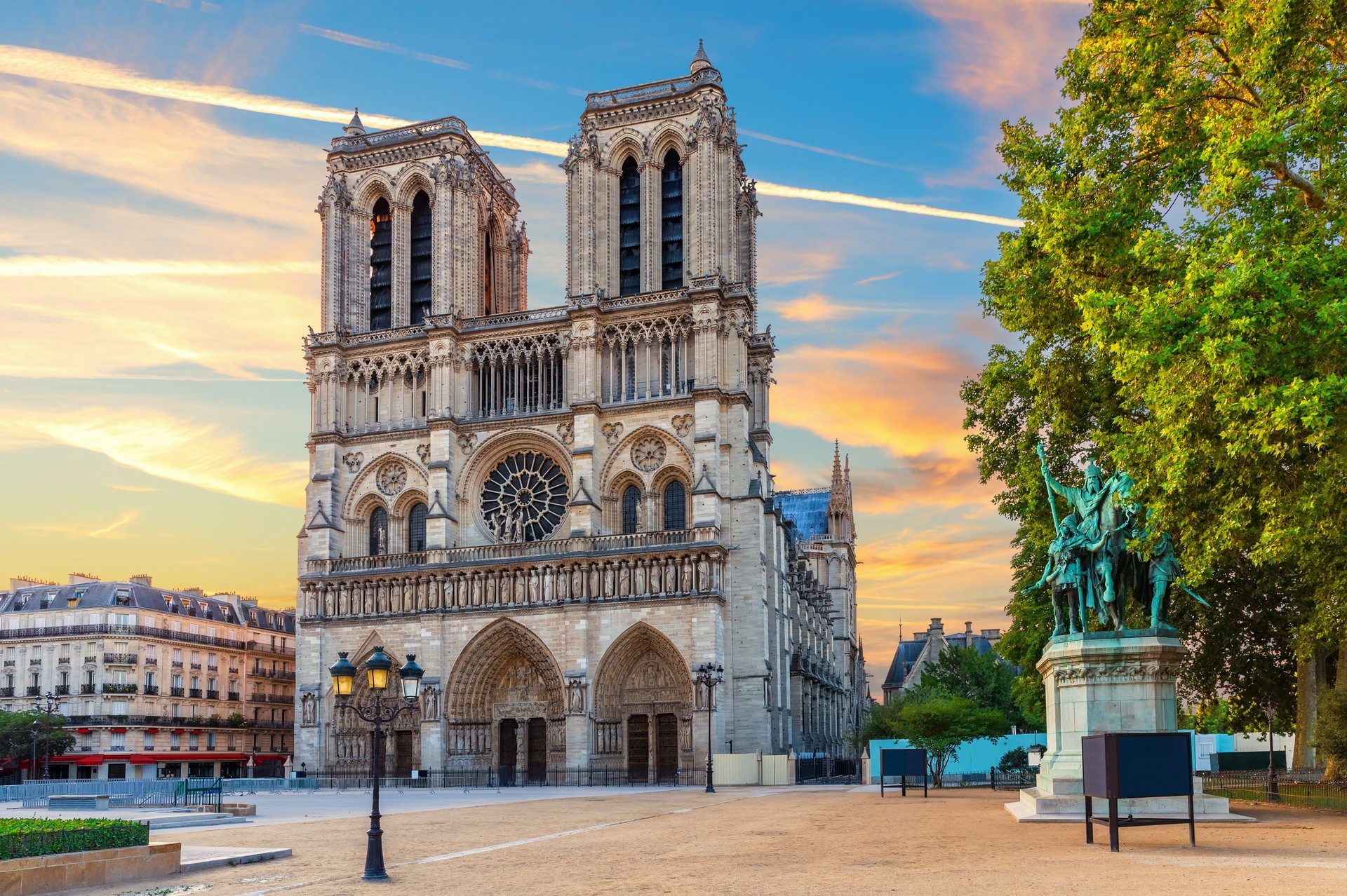 Valentýn v Paříži