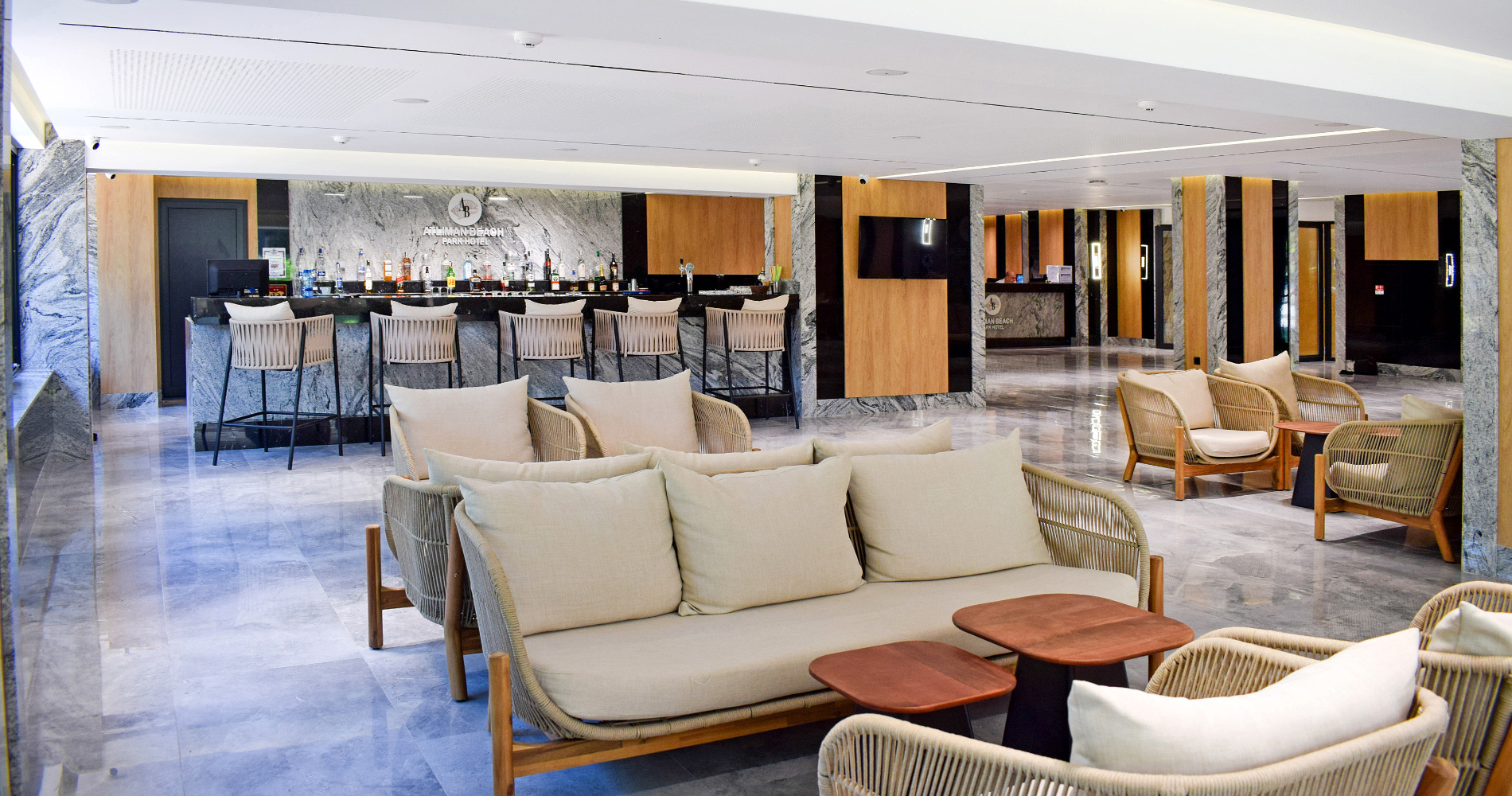 Parkhotel Atliman Beach