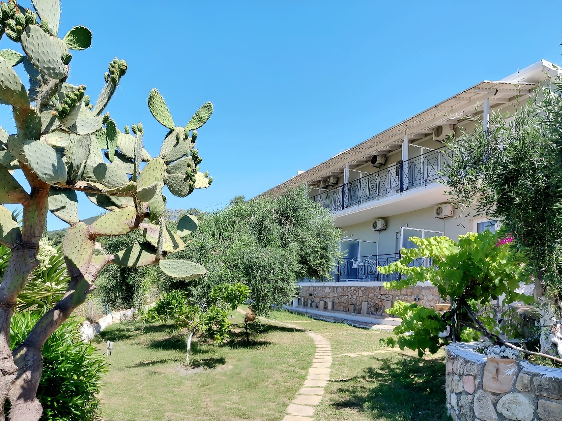 Sylvia Studios