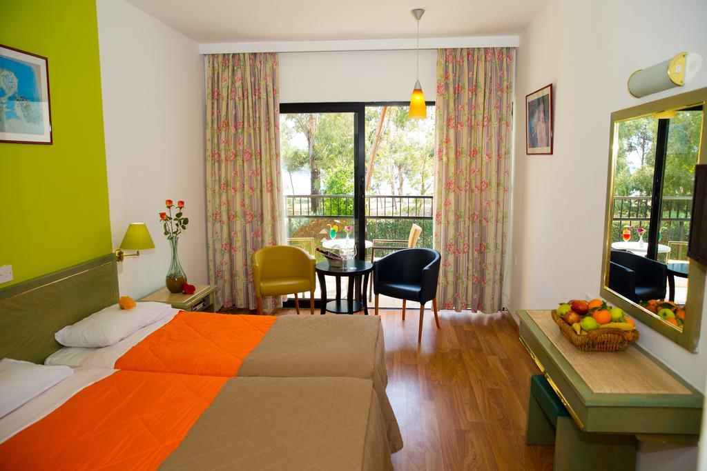 Park Beach Hotel