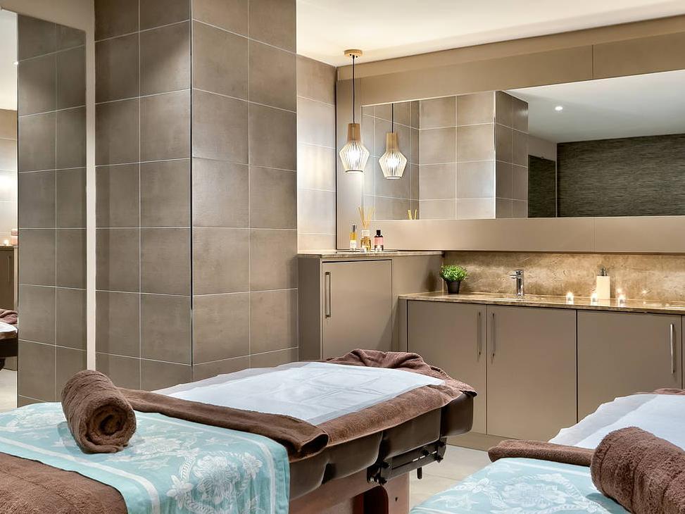 Maritim Antonine Hotel & Spa
