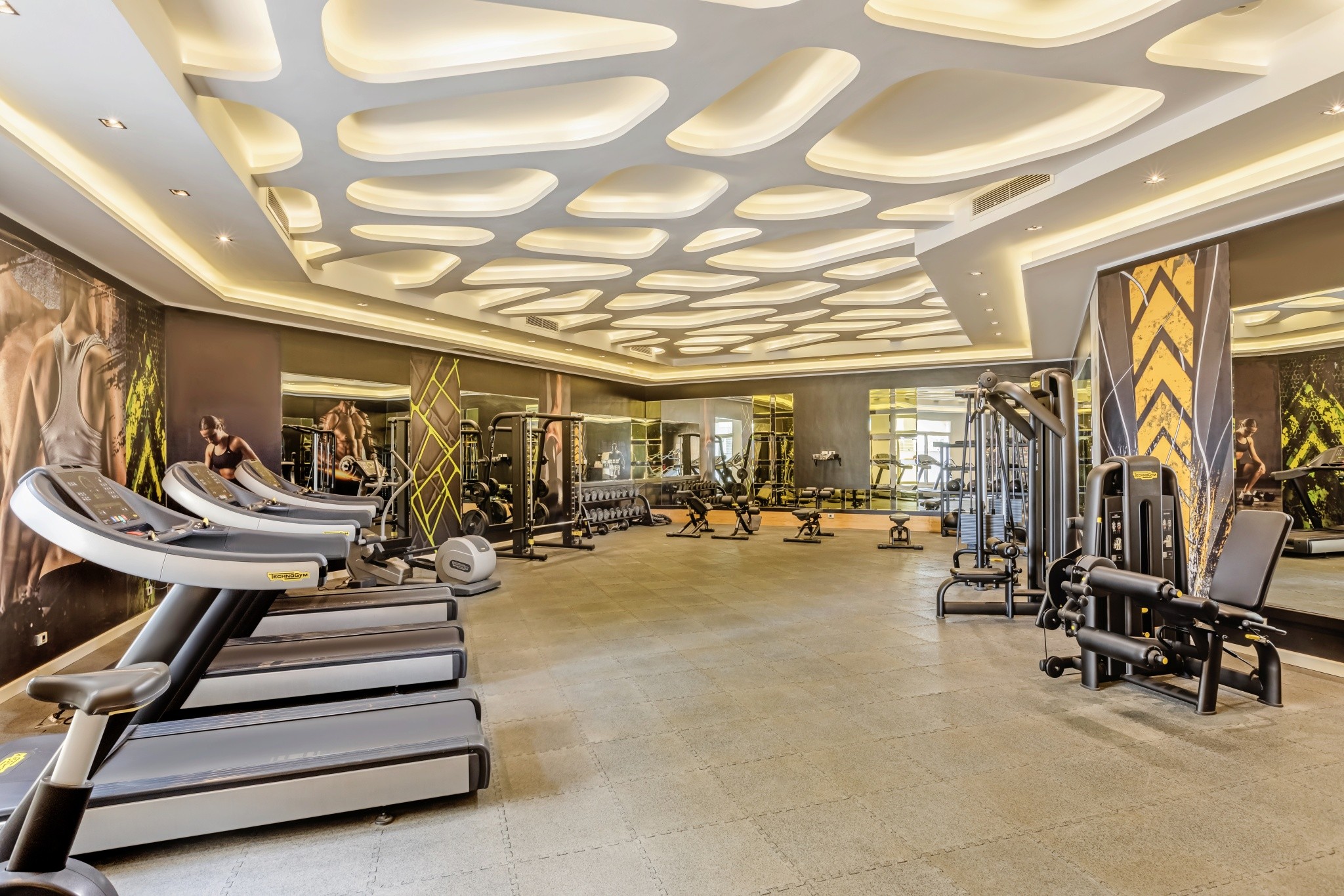 Hotel Sirena Beach Resort & Spa