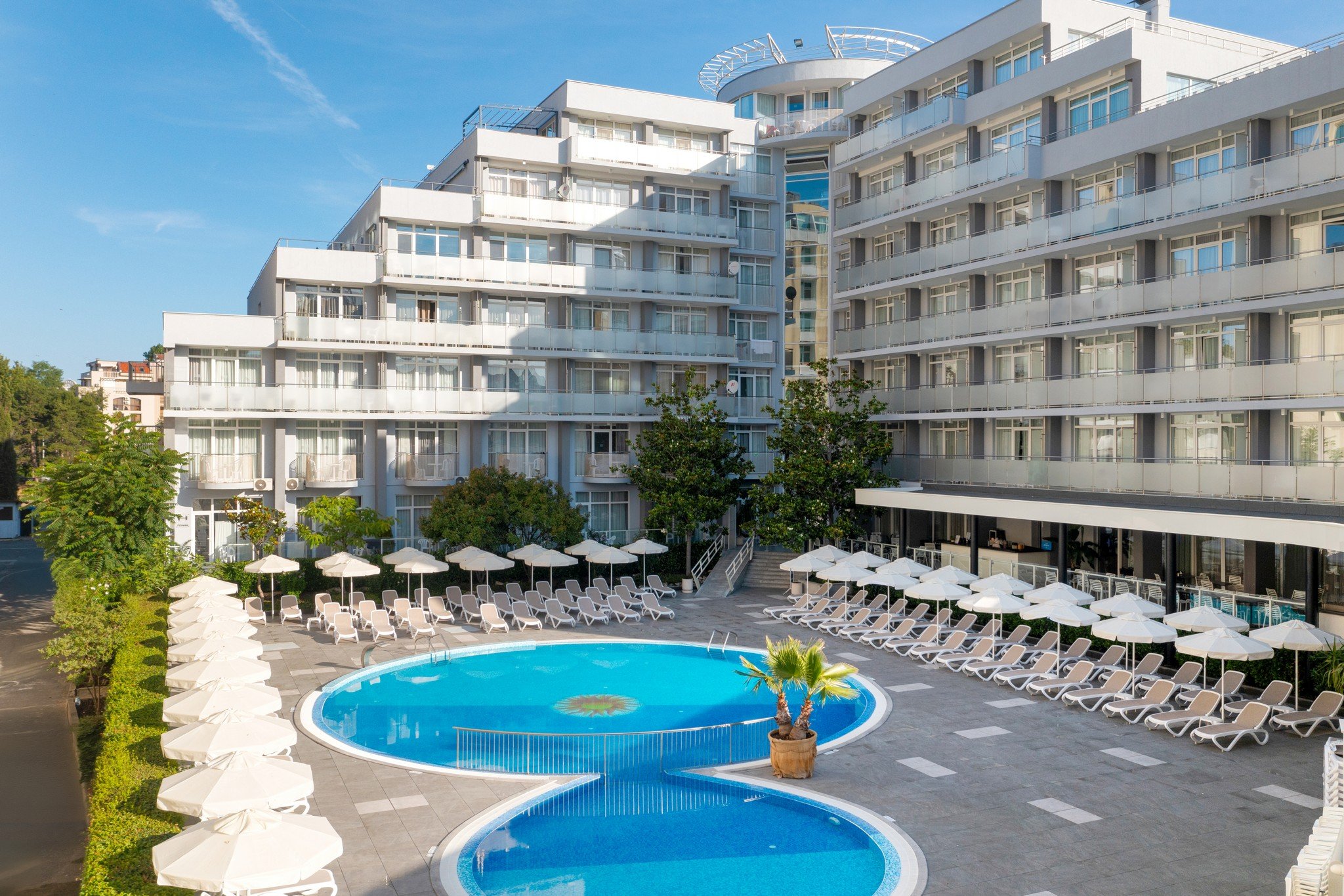 Perla Suneo Club