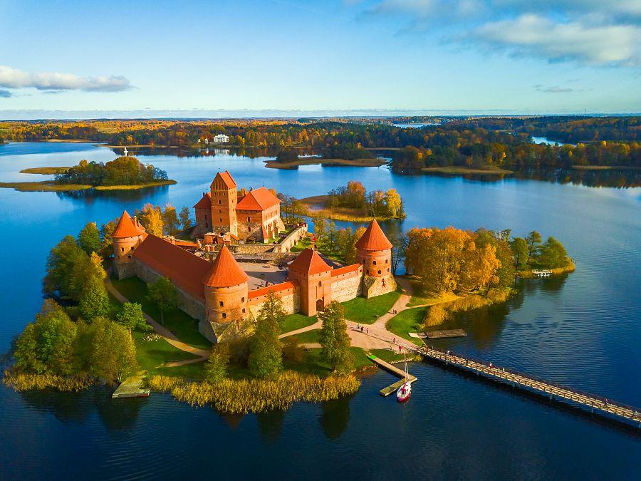 To Nejlepší Z Vilniusu + Kaunas A Vodní Hrad Trakai + Litevská Kuchyně (Letecky