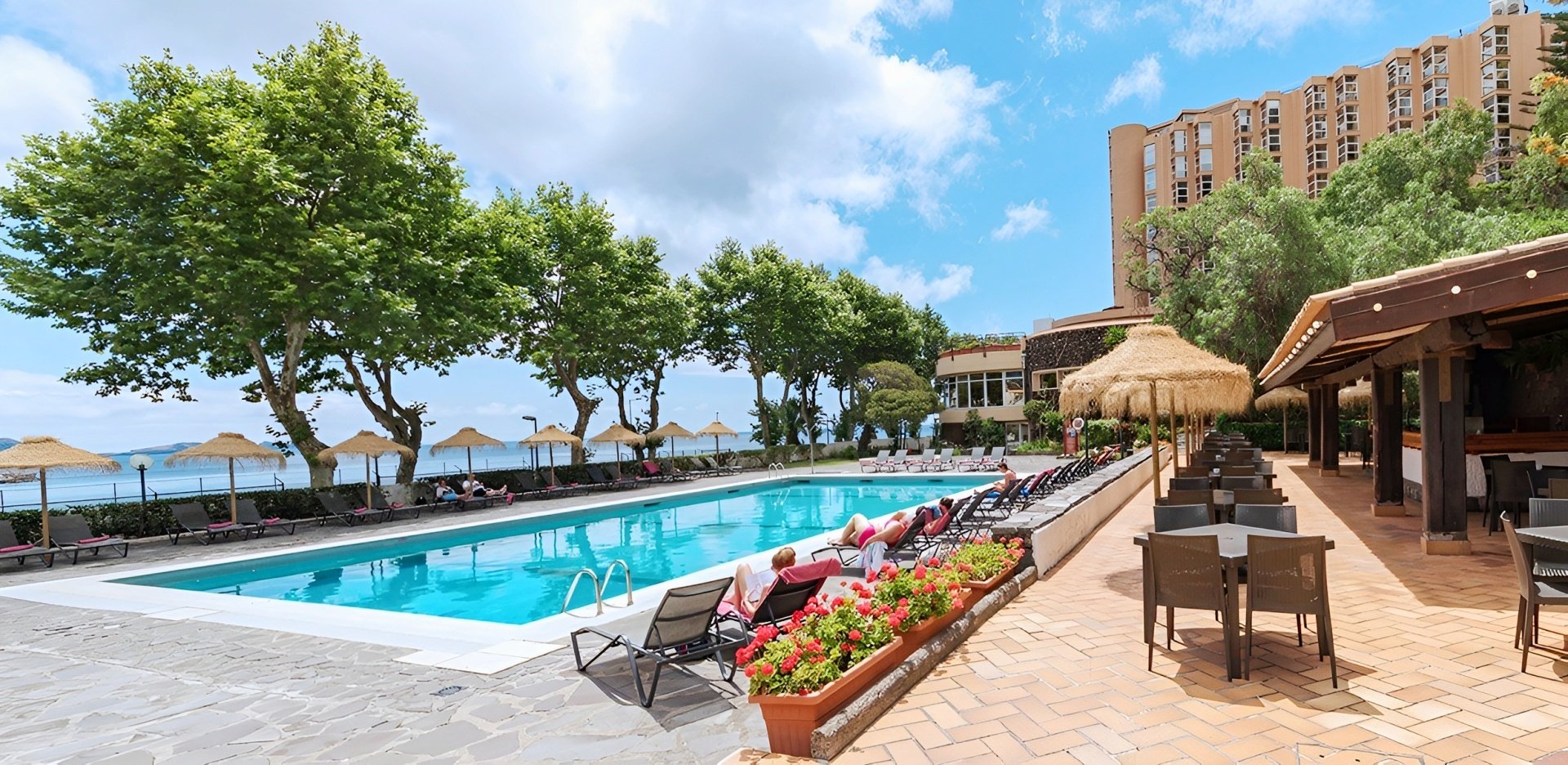 Baia Madeira Hotel - Ocean Beachfront