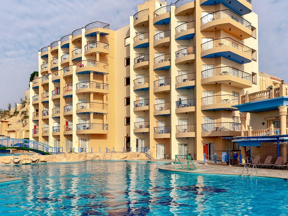 Sphinx Aqua Park Beach