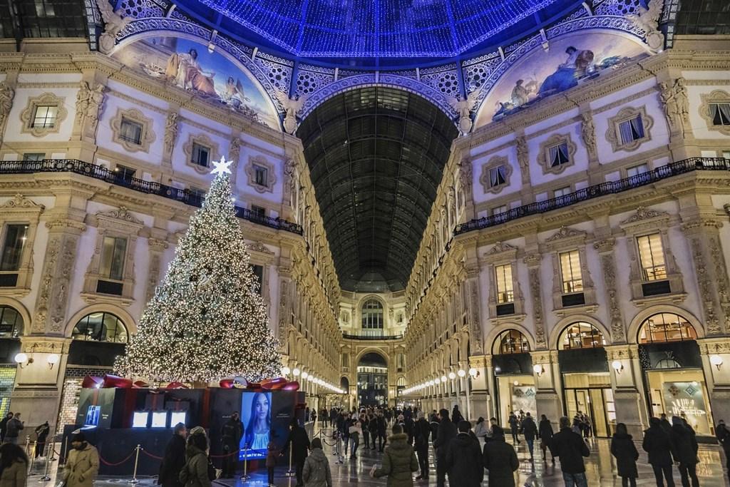 Milano – Advent V Itálii