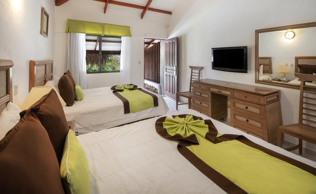 Viva Wyndham Dominicus Beach
