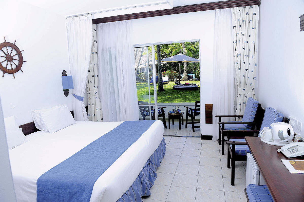 Voyager Beach Resort