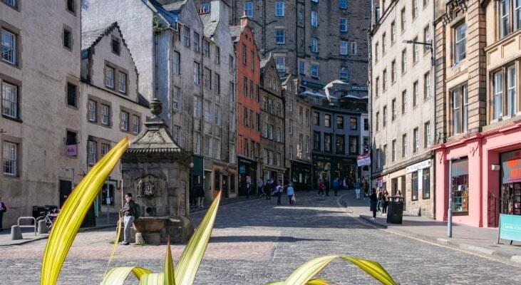 Edinburgh – město historie, příběhů a úžasných výhledů