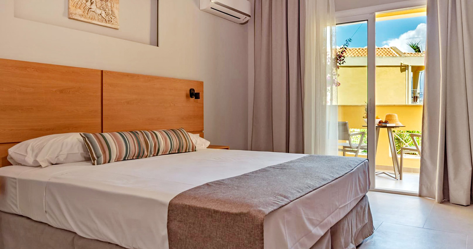 Hotel Olympion Village