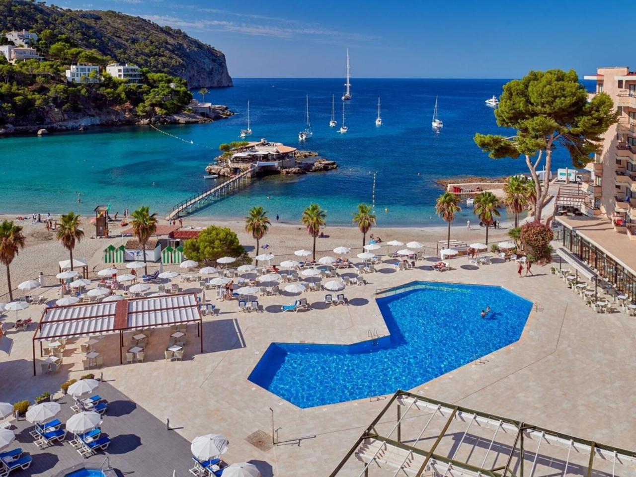 Grupotel Playa Camp de Mar