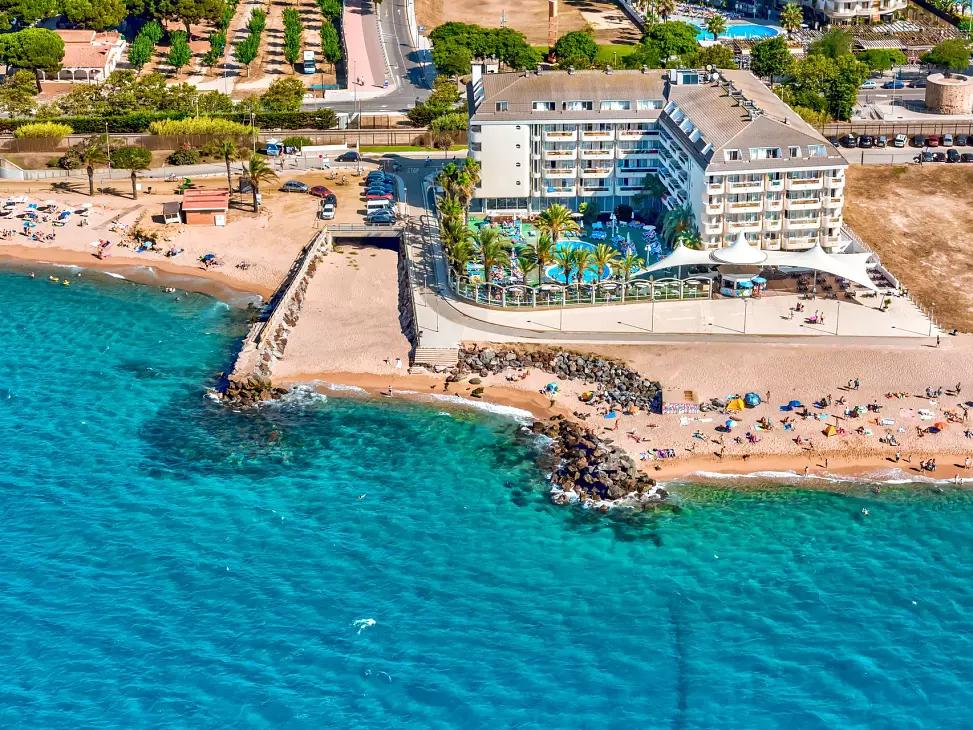 CAPRICI BEACH & SPA