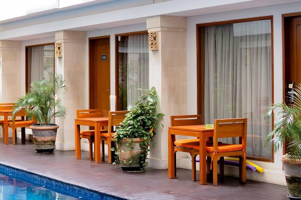 The Sun Hotel & Spa