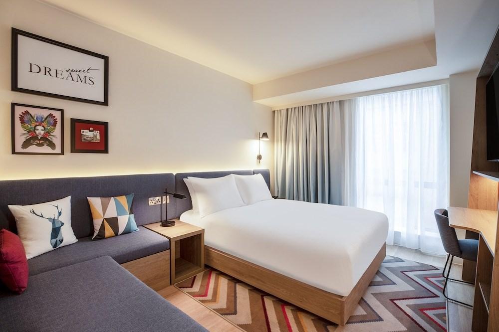 Hampton By Hilton London City