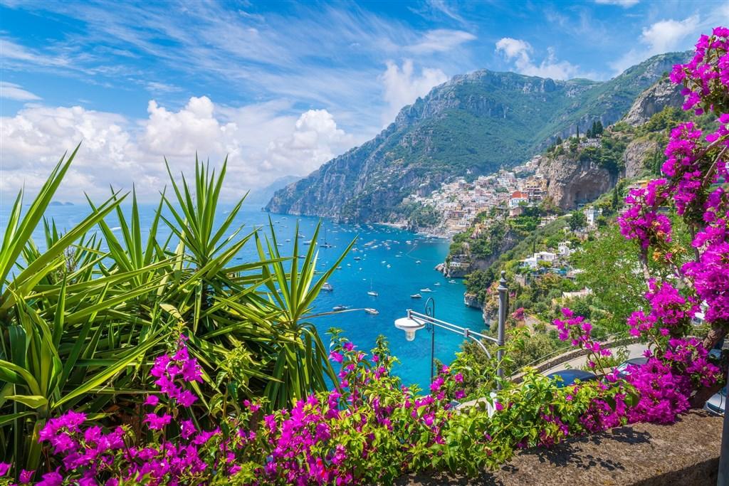 Itálie – Božské Amalfitánské Pobřeží – Letecky