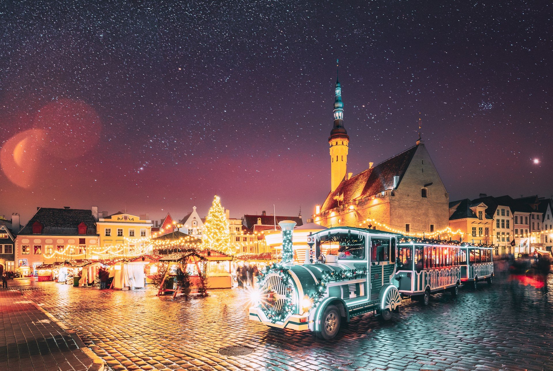 Vánoční Helsinky a Tallin - letecké víkendy