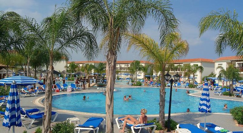 Tsokkos Paradise Village