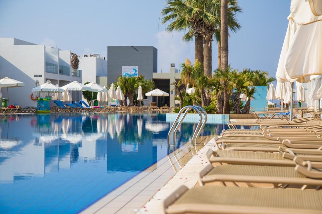 Atlantica Panthea Resort