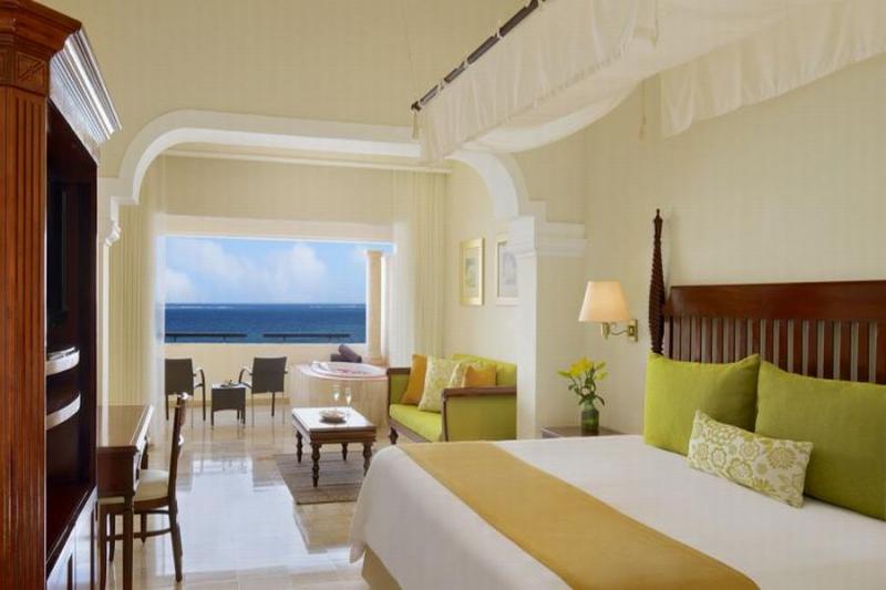 Now Sapphire Riviera Cancun