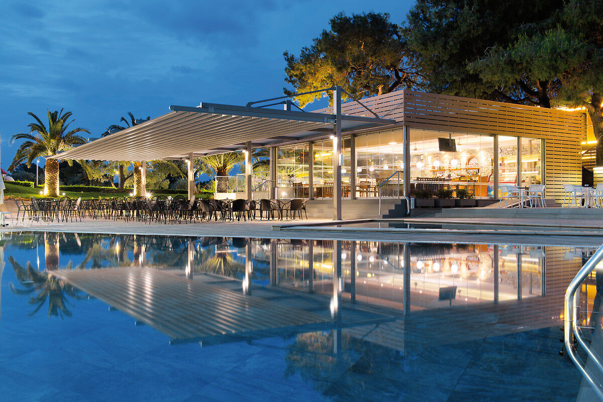 Blue Dolphin Resort Hotel (Halkidiki)