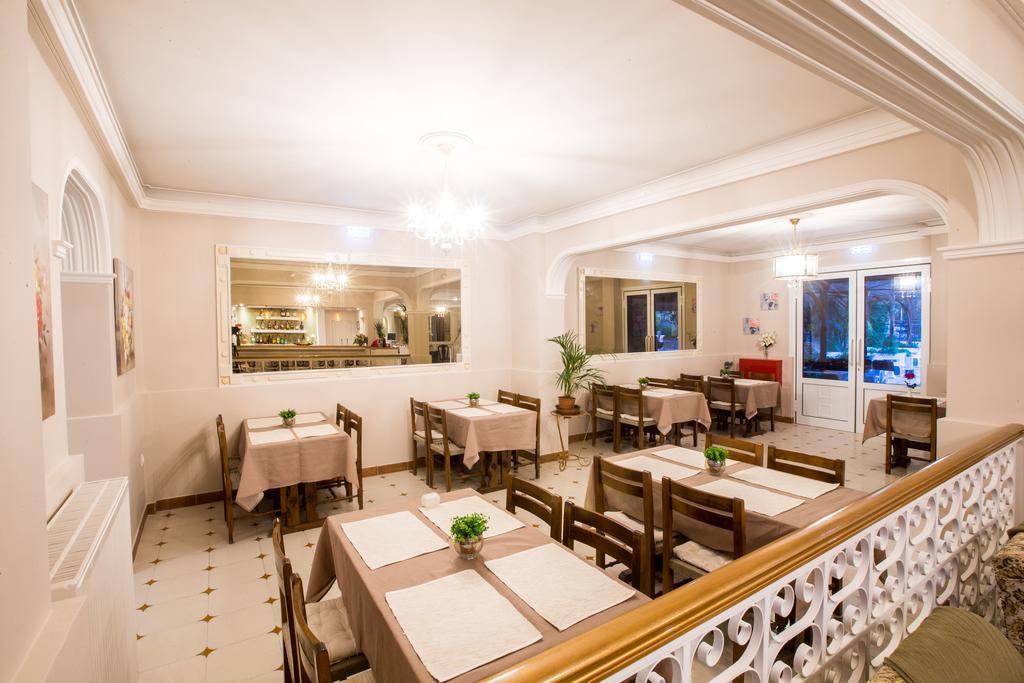 Sirena Beach Hotel