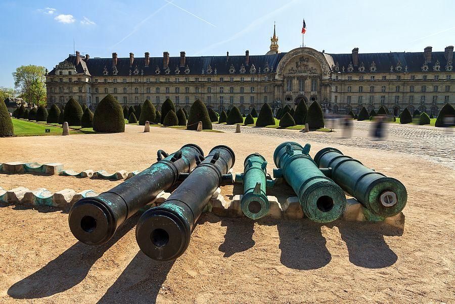 To nejlepší z Paříže + VERSAILLES + STŘEDOVĚKÉ PROVINS (letecky z Prahy)