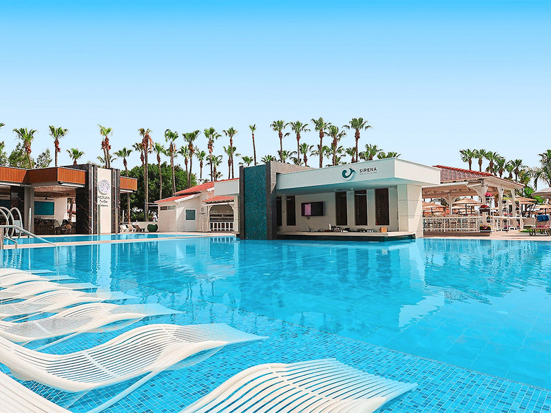 Cavo Maris Beach