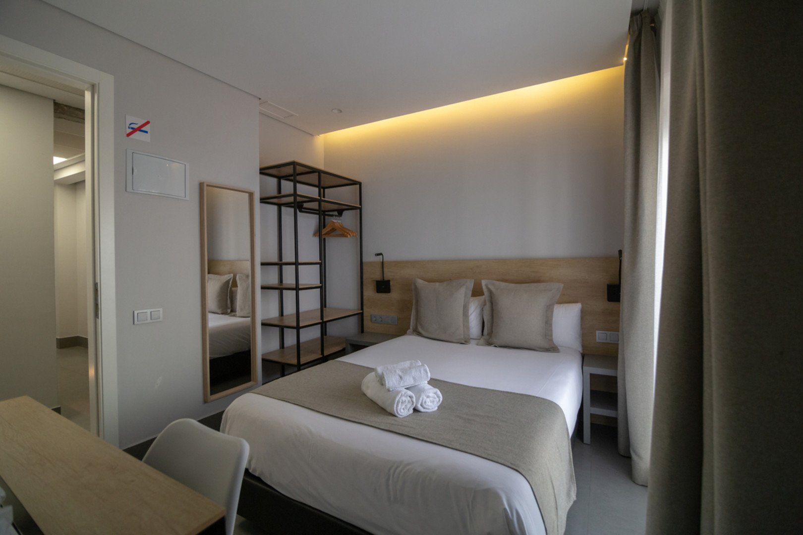 La Milagrosa Hotel and Apartments – fotka 2