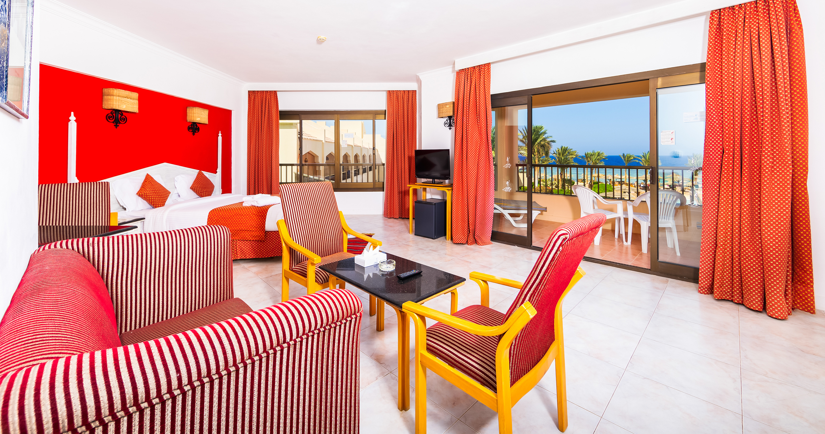 Hotel Flamenco Beach & Resort