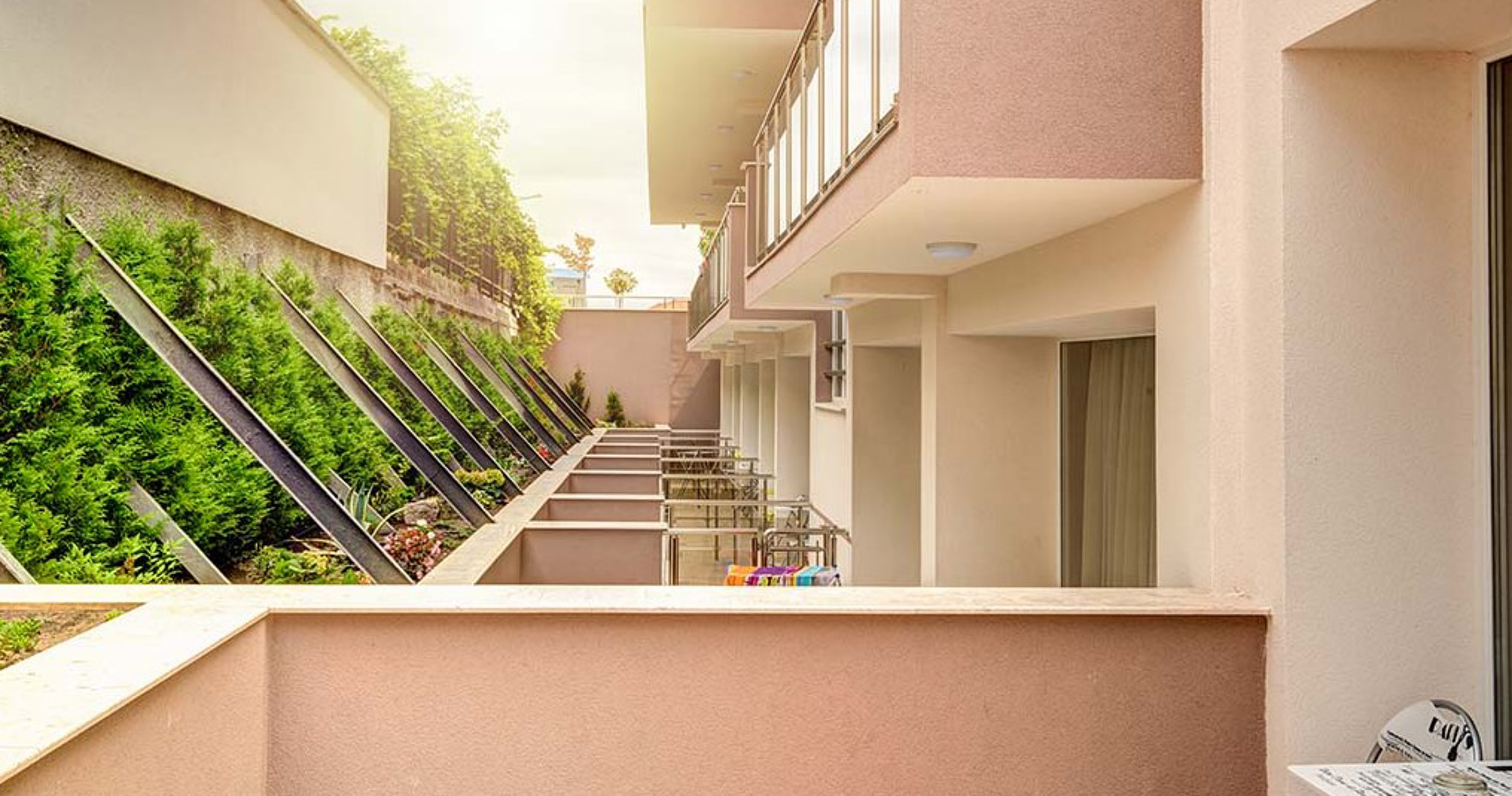 Sunny Hotel
