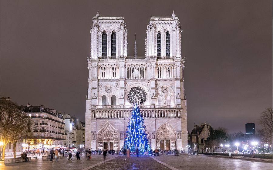 Adventní Paříž + Královský Zámek Fontainebleau