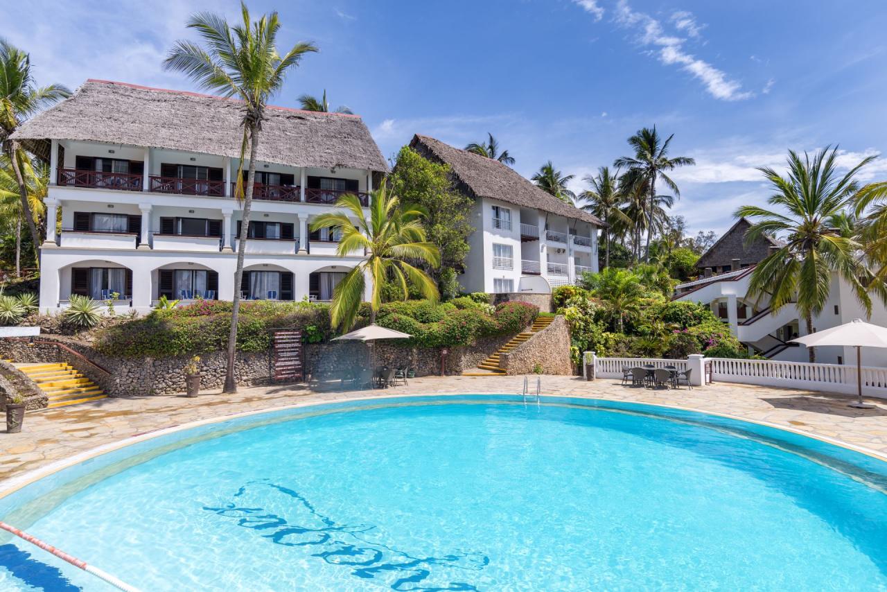 Voyager Beach Resort