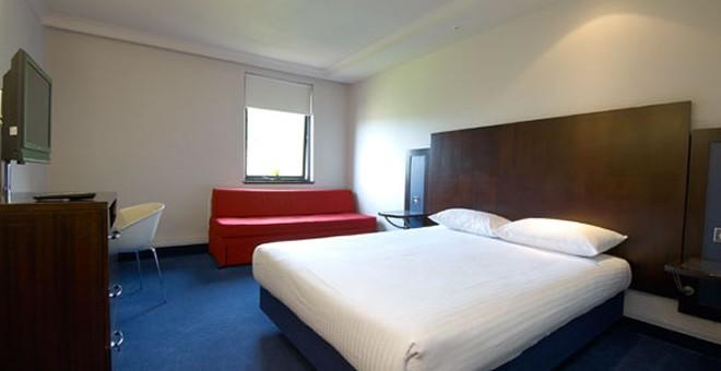 Hotel Britannia 3*, Edinburgh - letecky