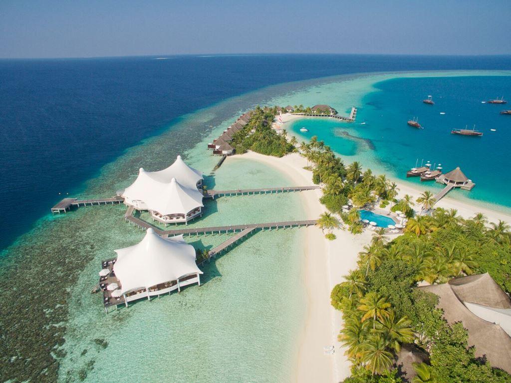 Safari Island Resort