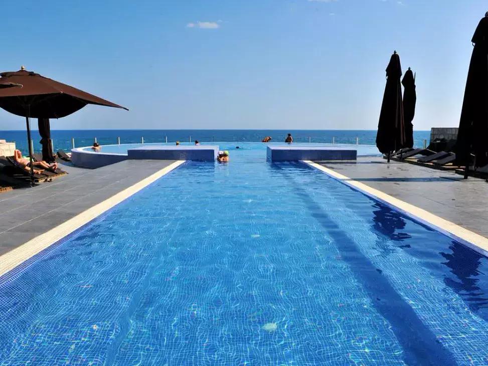 Avala Resort & Villas
